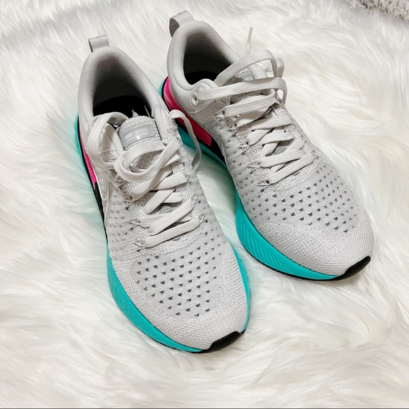 ✨Sold✨Nike • React Infinity Run Flyknit 2 - Picture 8 of 12